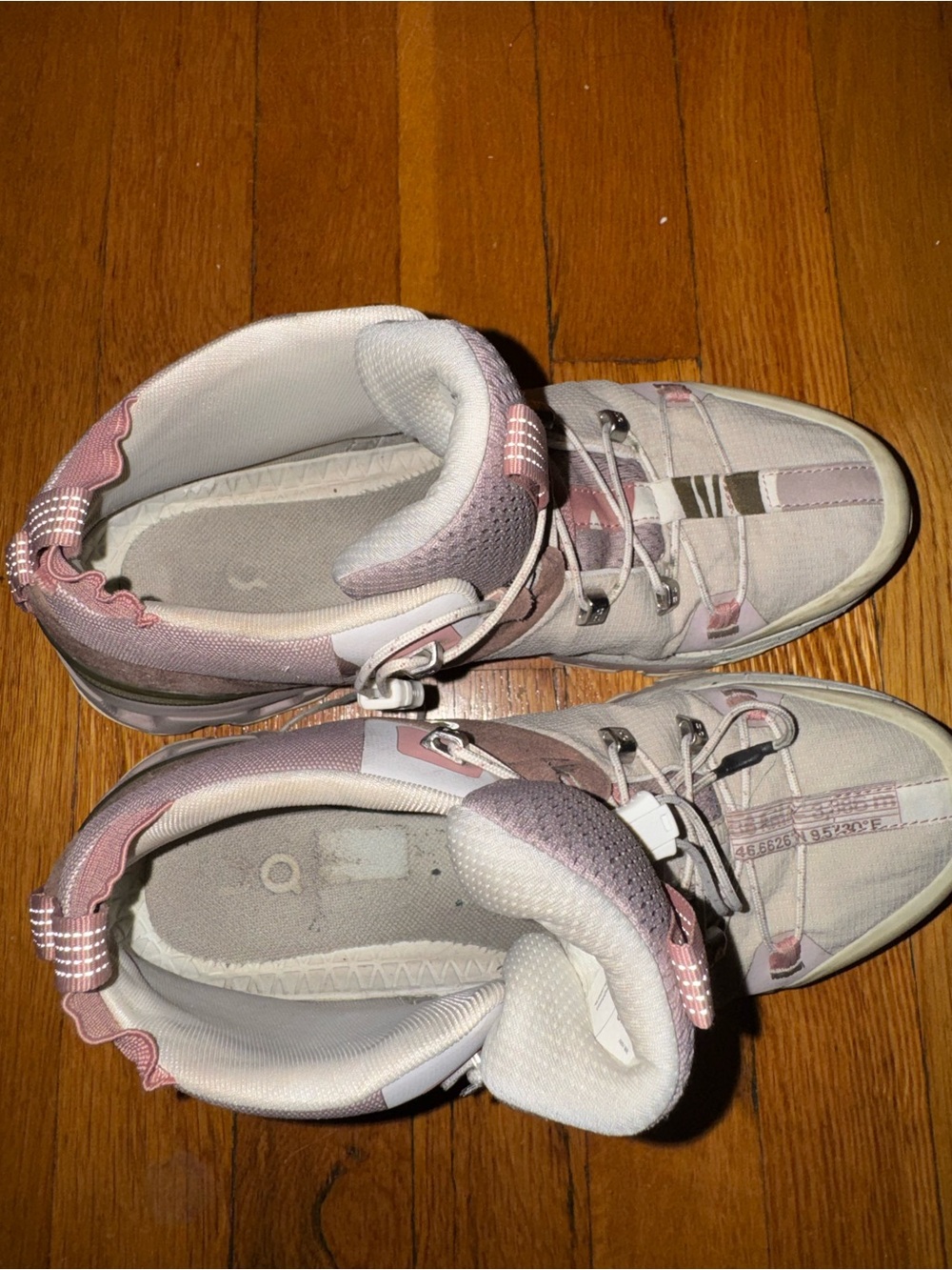 On Women's Cloudtrax Hiking Shoes - Picture 6 of 7